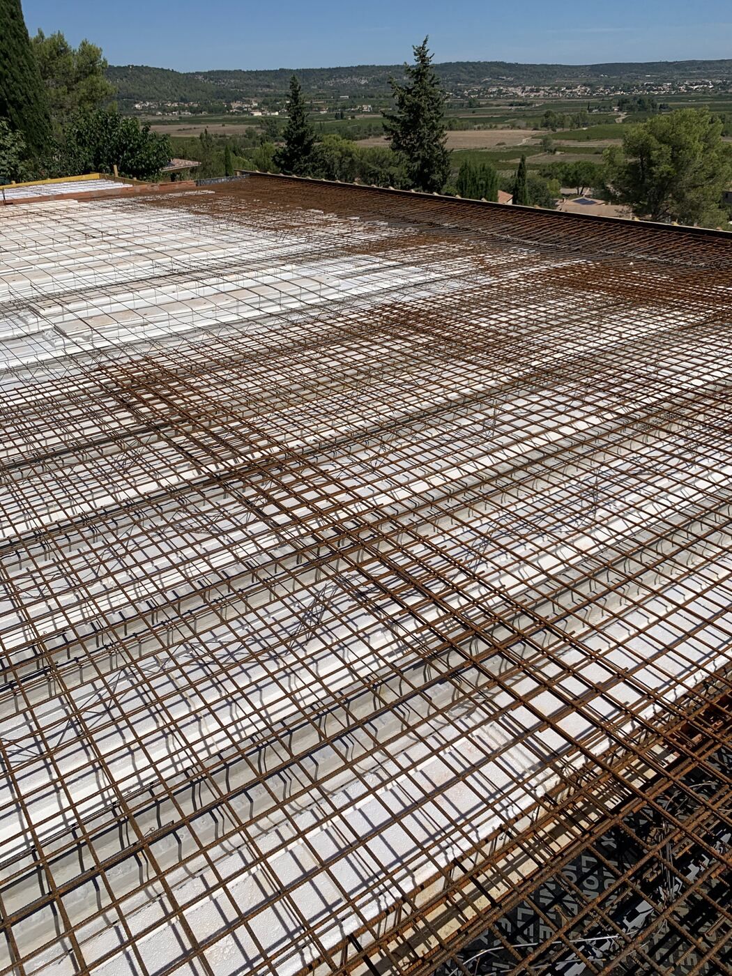 Ferraillage d'une dalle pleine avant coulage